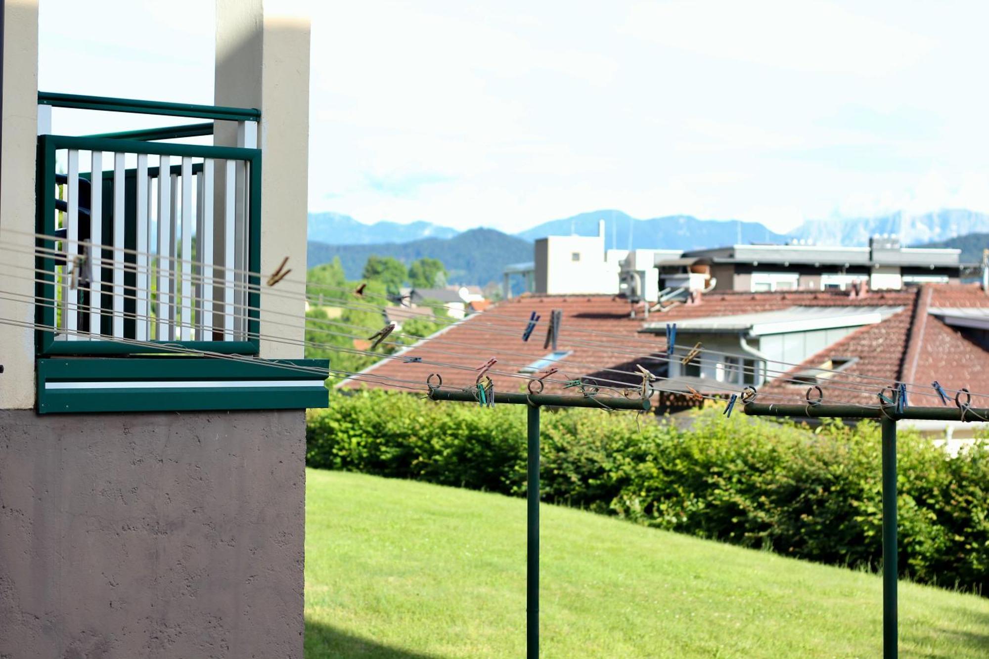 Self-Check In Apartmenthotel Seeglueck Portschach am Woerthersee Exterior foto