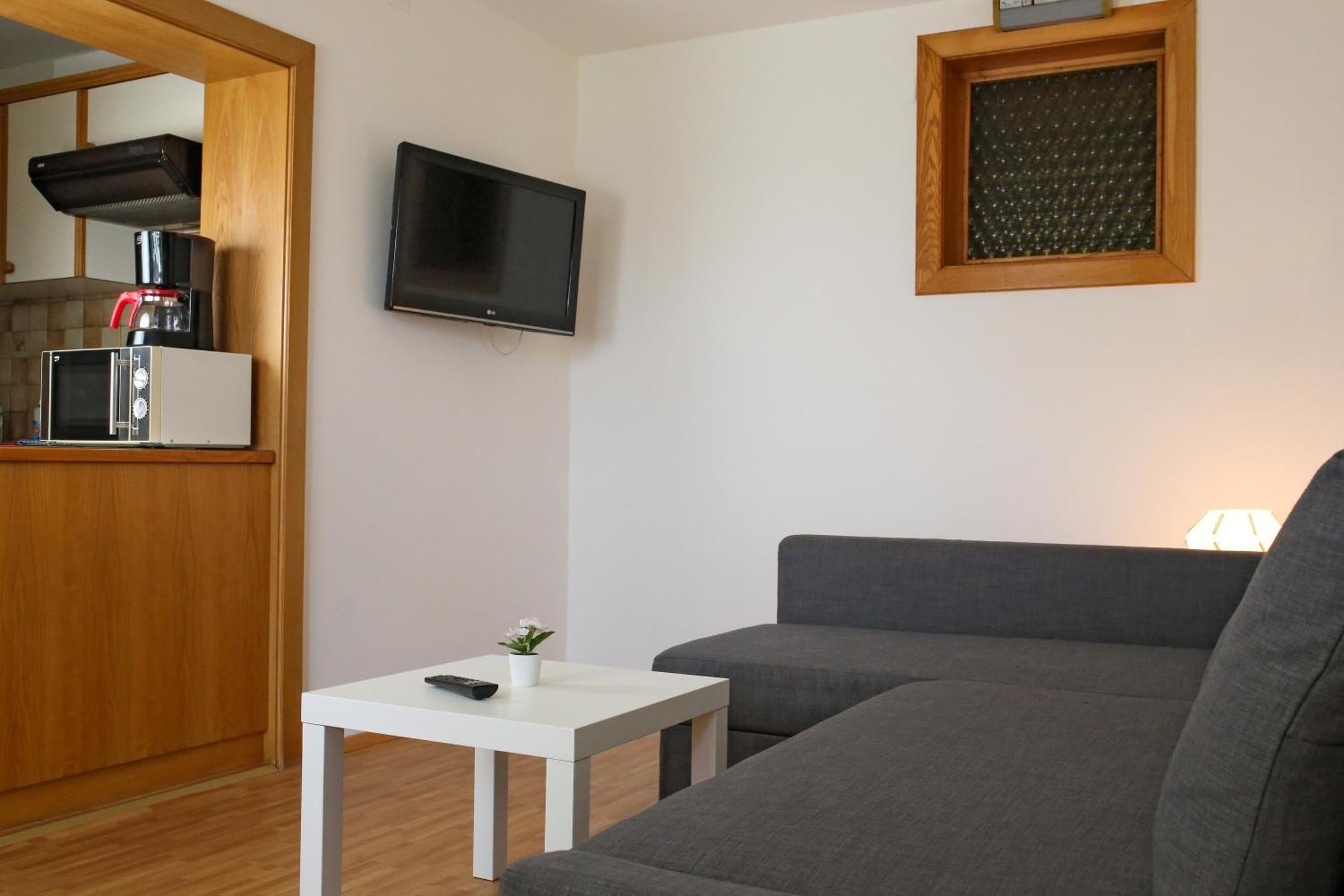 Self-Check In Apartmenthotel Seeglueck Portschach am Woerthersee Exterior foto