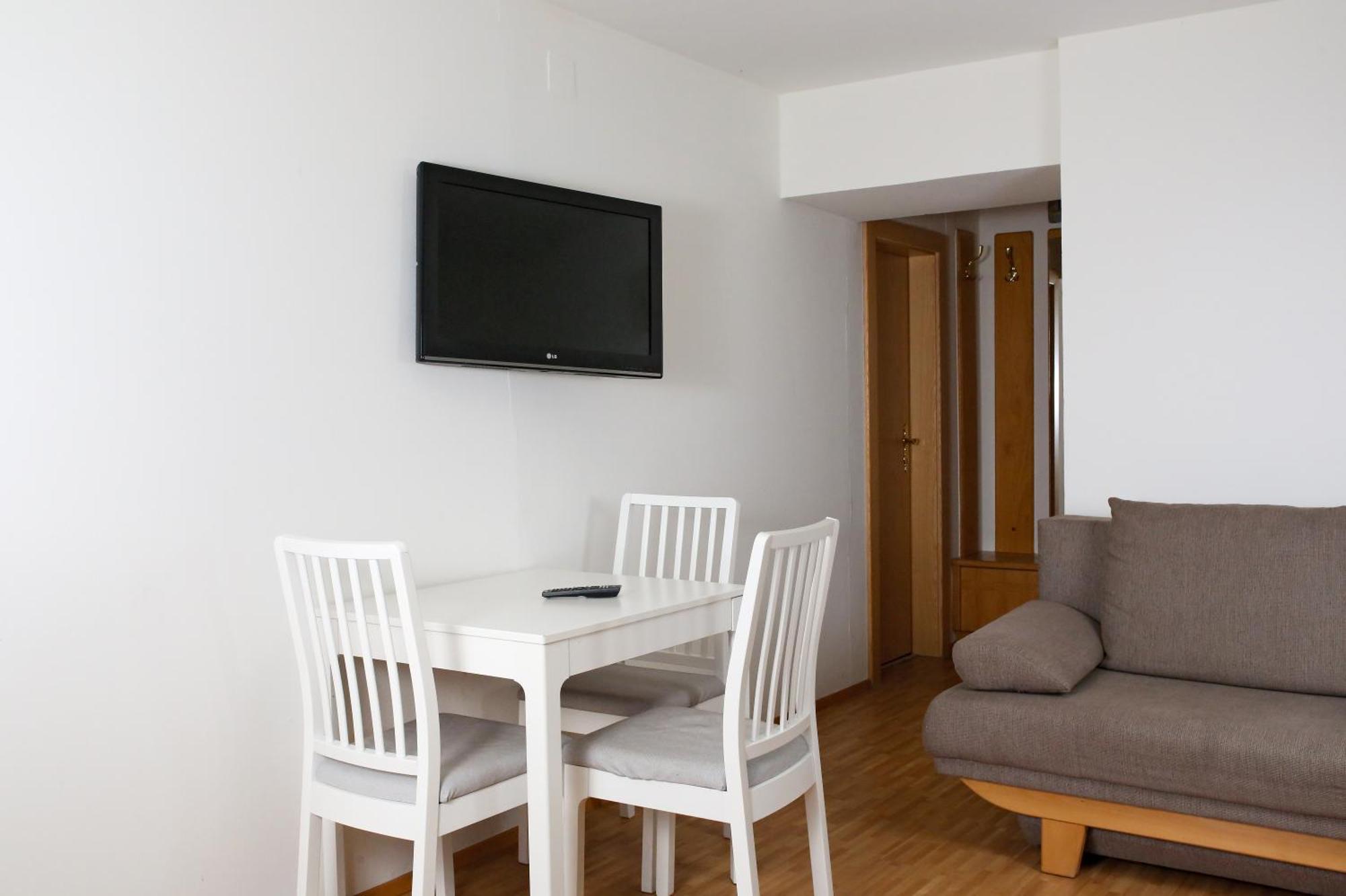 Self-Check In Apartmenthotel Seeglueck Portschach am Woerthersee Exterior foto