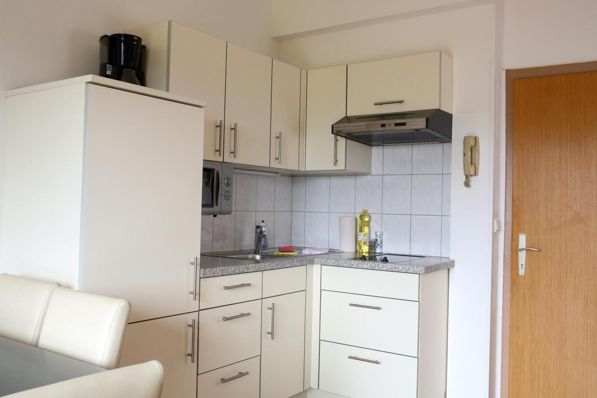 Self-Check In Apartmenthotel Seeglueck Portschach am Woerthersee Exterior foto