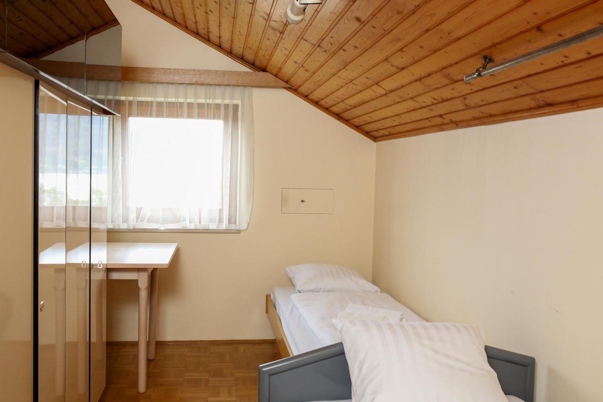 Self-Check In Apartmenthotel Seeglueck Portschach am Woerthersee Exterior foto