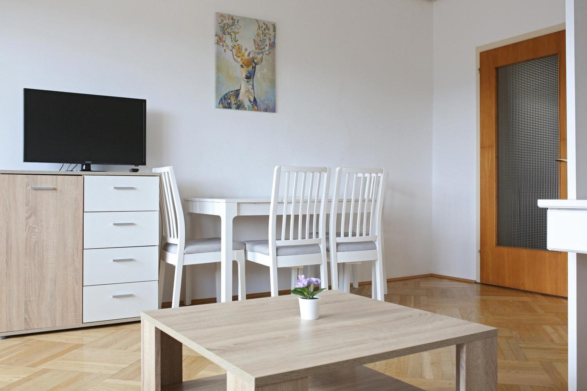 Self-Check In Apartmenthotel Seeglueck Portschach am Woerthersee Exterior foto
